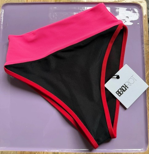 Nwt beach riot emmy - nwt,
